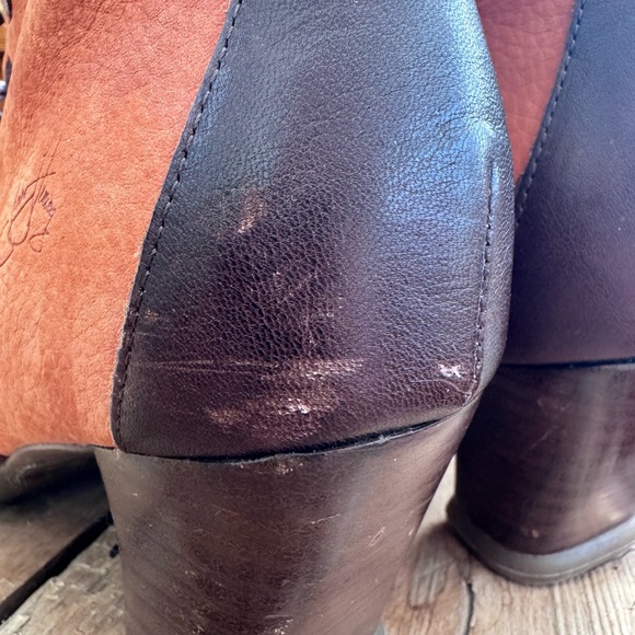 John Fluevog Bartoli Bootie in Orange/Tan Leather Women’s 8.5 - Picture 9 of 10